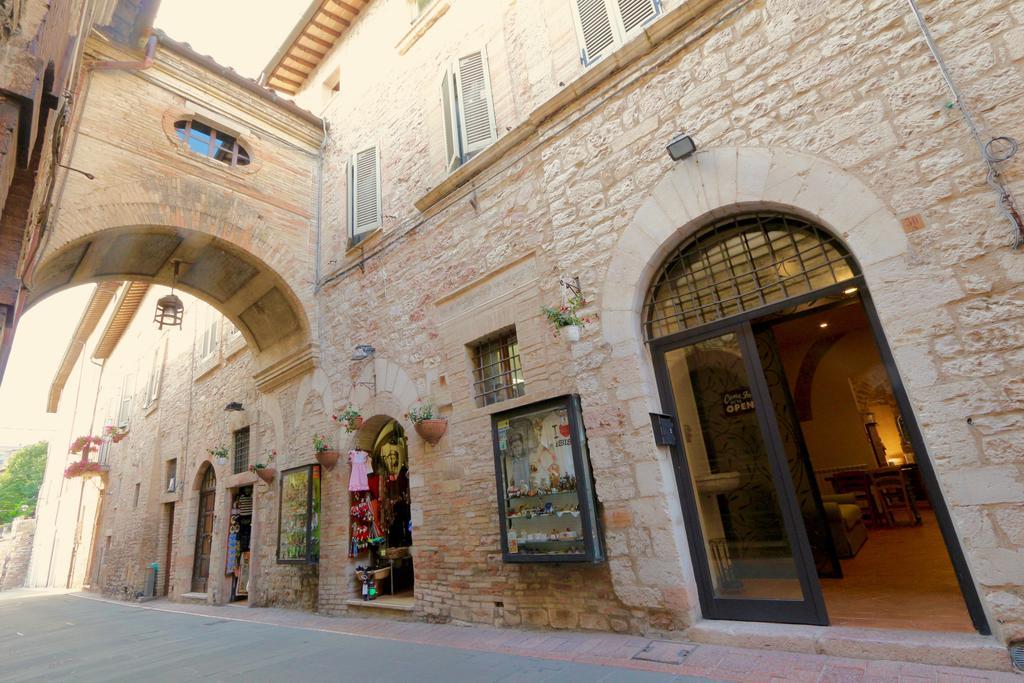 Hotel La Casina Colorata Asís Exterior foto