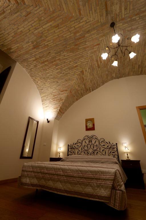 Hotel La Casina Colorata Asís Habitación foto